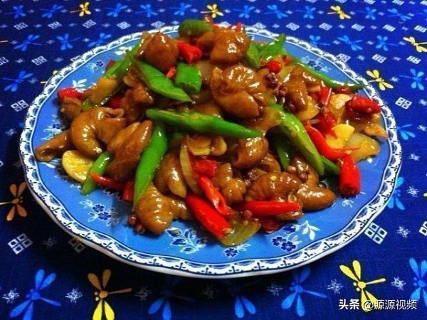 做法|家常肉末豆腐,油芥末大对虾,芝麻菠菜,辣椒炒肥肠儿的做法