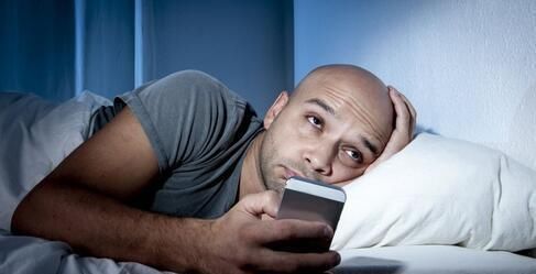 睡眠质量|50—60岁是男性寿命“决胜期”,晚上的3个习惯,起决定性作用