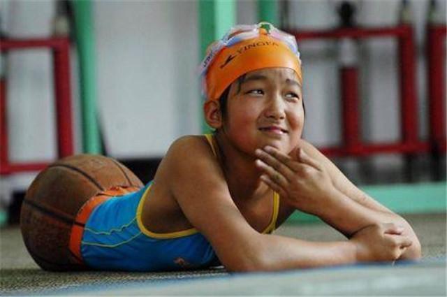 孩子|还记得当年的篮球女孩吗?20年后美成这样,坦言想做妈妈