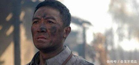 楚云飞|《亮剑》 楚云飞来到李云龙墓前, 失声痛哭道不该如此啊!