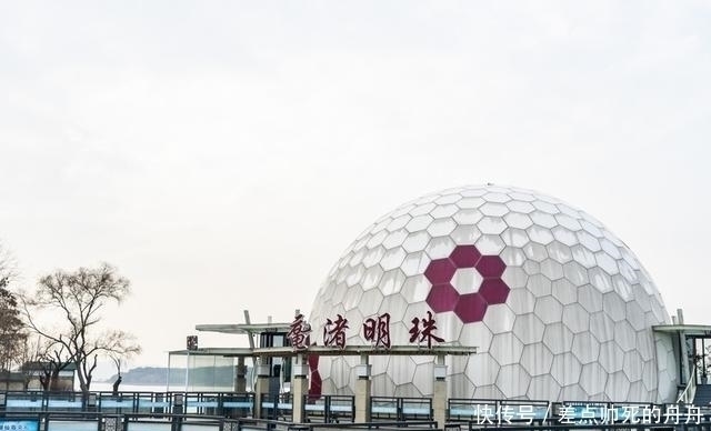 樱花山庄|太湖地跨2省4市，但是为什么一提到太湖都会想到这里？