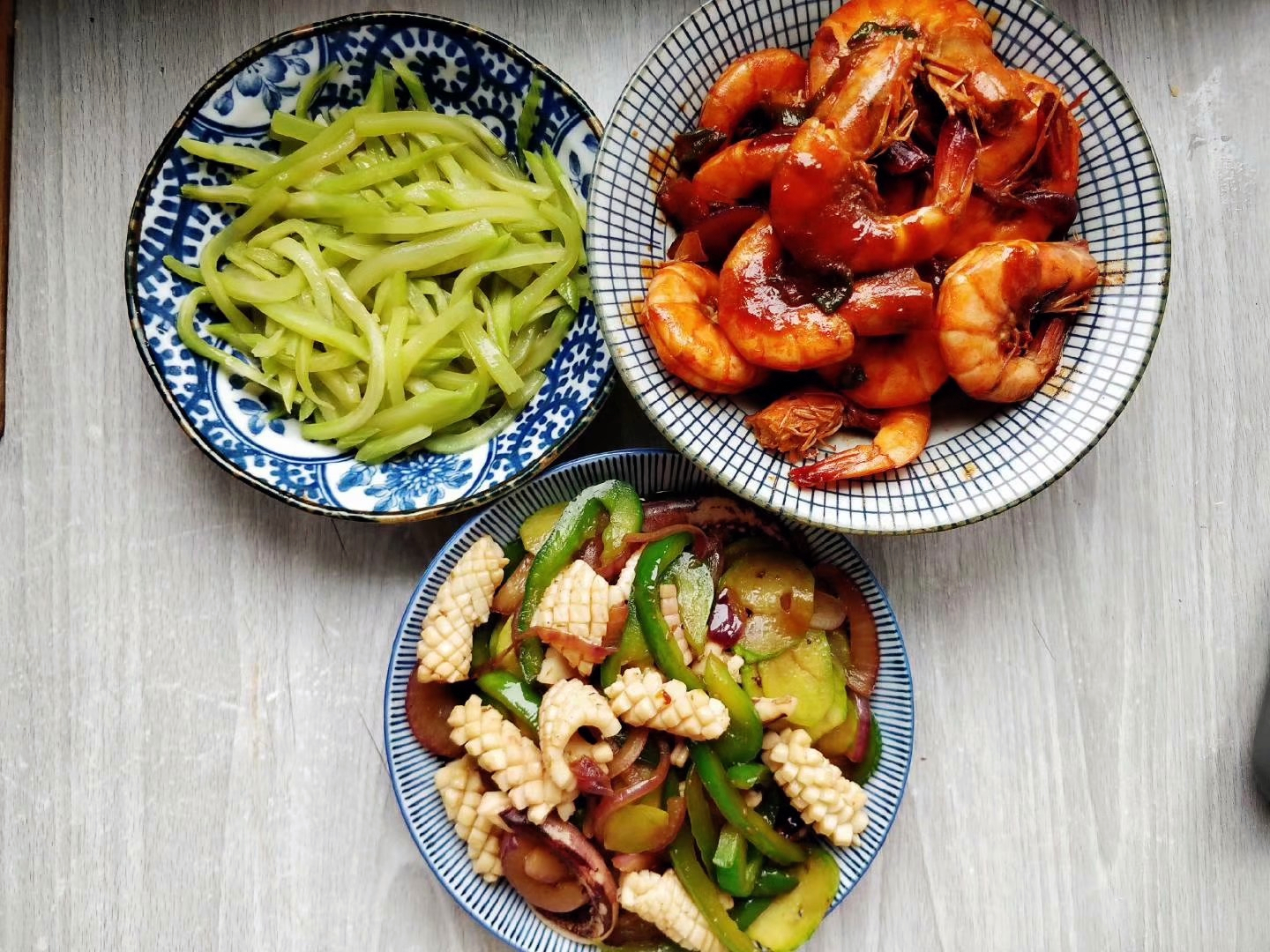 九道家常菜,有荤有素有海鲜,一家三口的晚餐