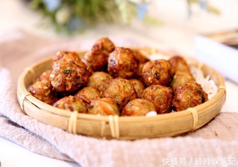 传统|白萝卜又出新做法,打破传统,私房秘制,加1物,香3倍!可炸可蒸