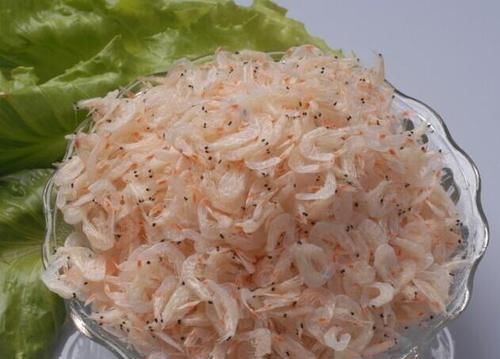 虾皮|补钙?这种食物不但不补钙,还会引起高血压骨质疏松,别再吃了