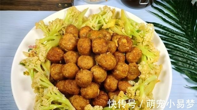 肉馅|2021年夜饭，推荐8道菜，有荤有素寓意团圆喜庆，简单省事又好吃