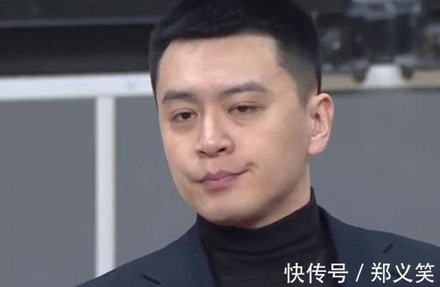 辽宁队|杨鸣抱怨裁判领技犯!郭艾伦爆发,2节轰19+6+4,林书豪半场9分