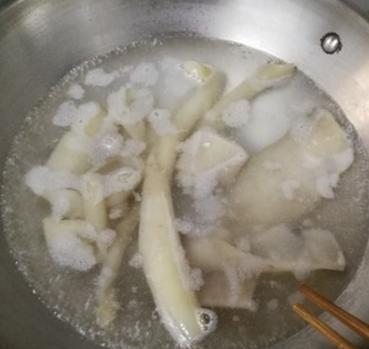 灌汤包怎么做？大厨教你秘方，简单易上手，鲜美多汁，不比饭店差