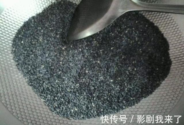 骨粉|养花不开花?自制“开花肥”,浇盆里猛开花,不用花钱买