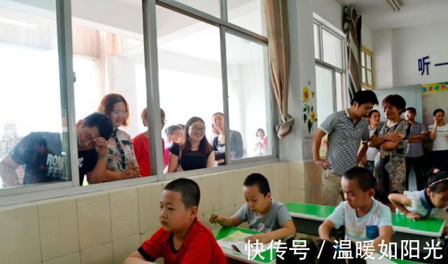 发育|2种调料“悄悄偷走”娃身高，积食发育难，很多家长还在喂