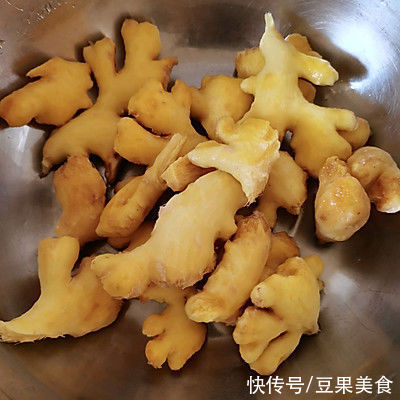 让冬天不再冷的美味“猪脚姜”