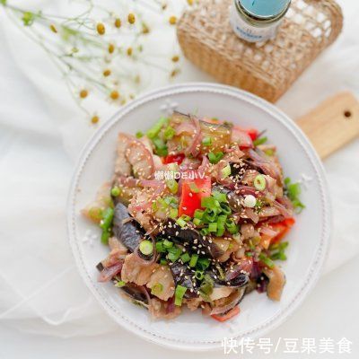 低调|学会这道五花肉烧茄子，想低调都不行