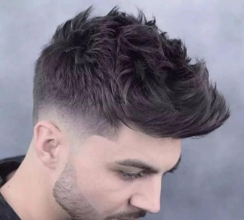 寸头 与颜值无关,让女生脸红心跳的5款男生发型!