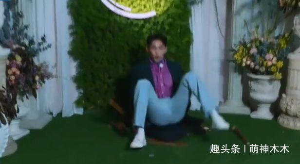 黃旭熙|《跑男》開播太尬!新成員裝嫩過頭,說錯(cuò)朱亞文作品,還叫其叔叔