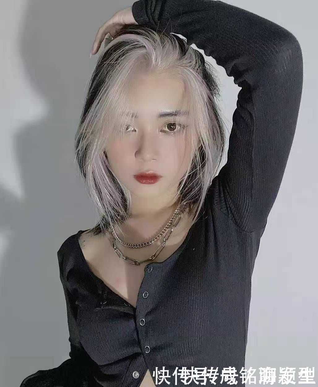 伤发|别再傻傻的漂头发了,掉色快又伤发,今年这几种发型发色超火