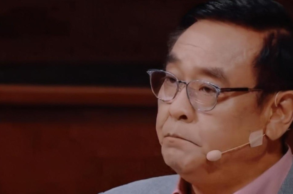 角色|太硬核!杨志刚被尔冬升点评后淘汰,在公司新戏中随意挑了个角色