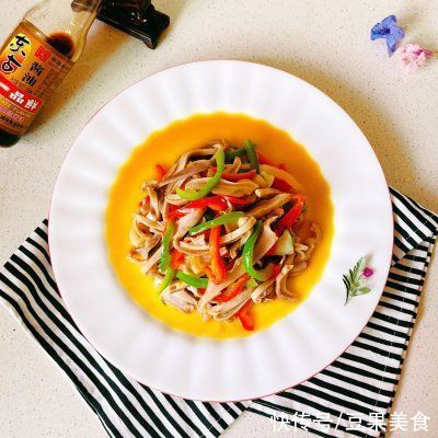 滋味|#不容错过的鲜美滋味#鲜美肚丝青红椒