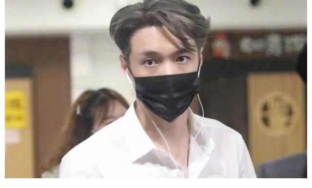 向往5|《向往5》錄完后，張藝興換身份錄另一綜藝！染新發色顏值絕絕子