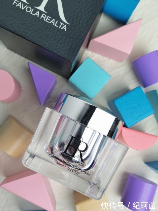 皮肤 挖到宝了!盘点几款抗皱淡纹效果很惊艳的抗老护肤品,越用越年轻