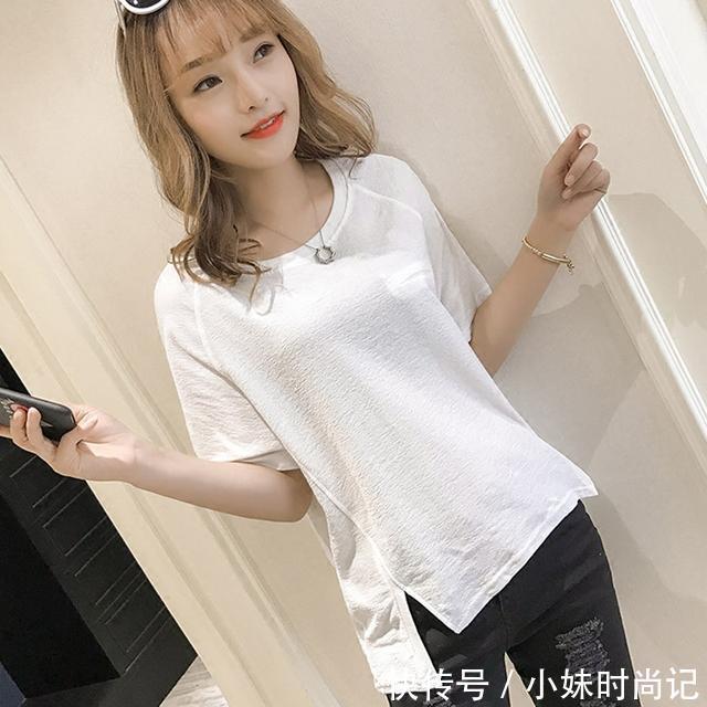t恤|女人无论多大别穿的太老,这9款上衣大方优雅又时髦