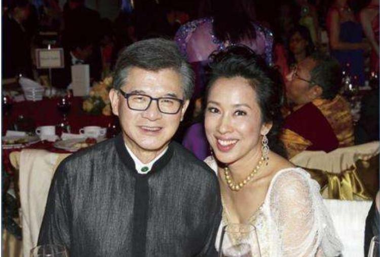 朱玲玲离婚未分资产,另嫁富豪仍在霍家