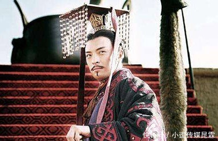 大将|大将收复百万国土后回师,得知皇帝被杀后自立,建立起庞大的帝国