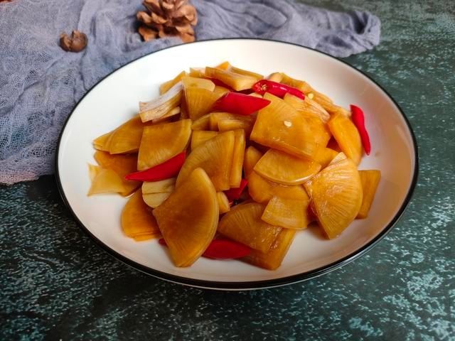 酱萝卜|酒店里不外传的秘制酱萝卜，泡半天就能吃，酸甜微辣嘎嘣脆