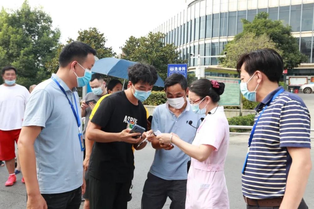 优质服务|贴心！江津区中心医院核酸采集点流程优化及优质服务获群众点赞