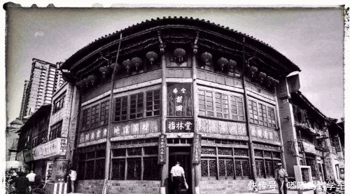 「潮玩」好吃到扶墙的昆明美食,你吃过了吗