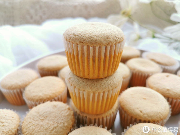 热油烫面做蛋糕，不回缩不开裂，新手最喜欢的配方，成功率高