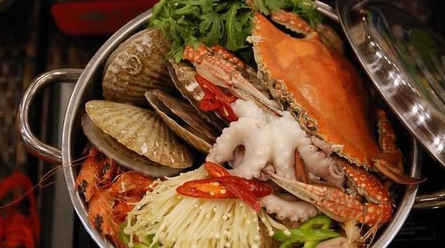 甲状腺结节“祸根”公布,三类食物趁早拉黑,结节也许会慢慢变小