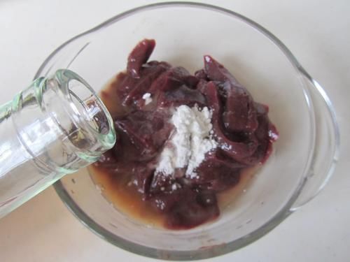  冬天，多给家人喝这汤，简单煮一煮，补血补铁，清肝明目，不懂太可惜