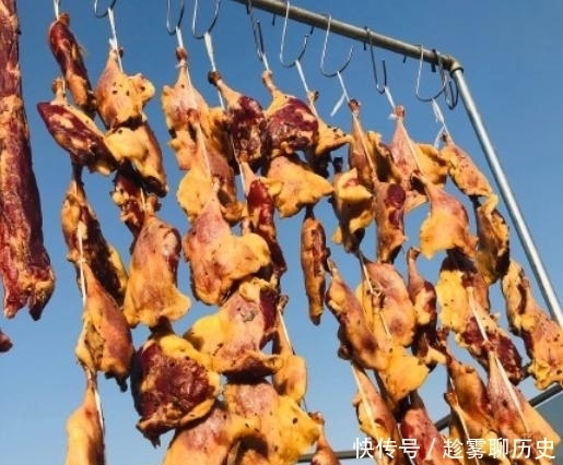 吃货|中国吃货在国外晒腊肉“被举报”,老外给的理由让人哭笑不得!