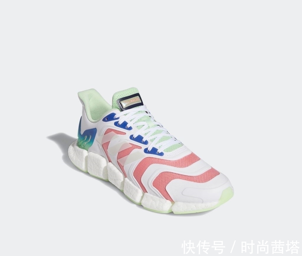 boost 阿迪达斯鞋子放了冰块?Adidas新款冰冻科技上线