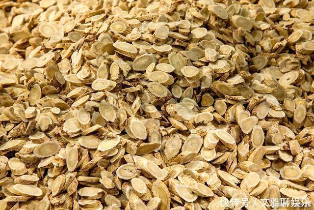 枸杞|李时珍:枸杞与它是“绝配”,悄悄用来泡水,让阳气燥起来