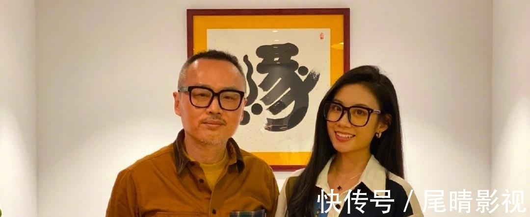 好声音冠军伍珂玥得到知名音乐人陈少琪的认可与提携，为她高兴