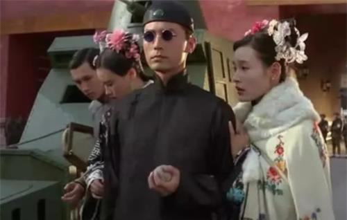 此物|溥仪逃亡时,将此物缝进棉衣里26年不离身,今成“国宝中的国宝”