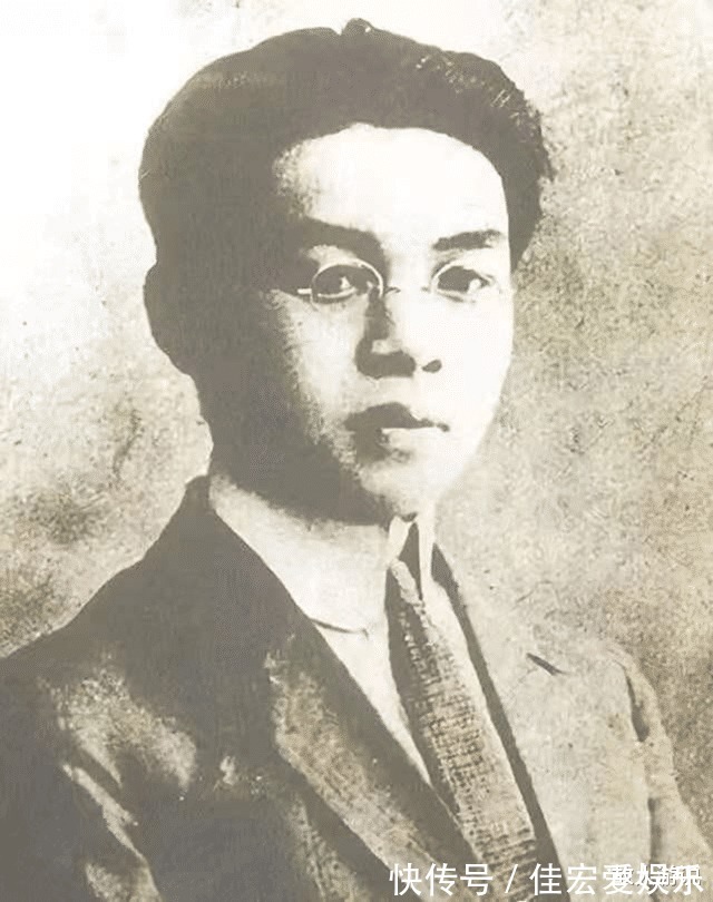 恩怨|徐悲鸿与刘海粟为何恩怨从年轻斗到去世，究竟谁对谁错