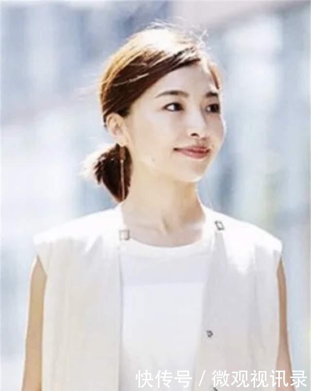 发量|30+的女性别再做土气的造型了,这样的发型才显气质