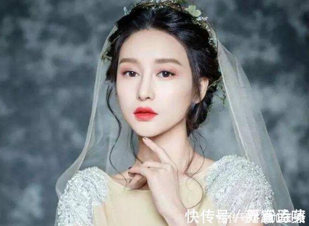 眼妆|脸上有这几个特征的女生,千万不要去整容!简单化妆后气质很出众