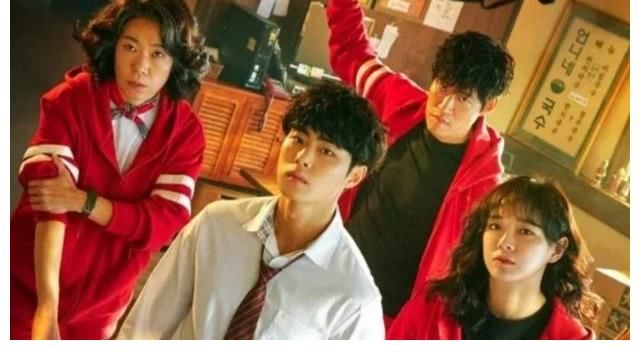 2021韩网热搜TOP10：《鱿鱼游戏》成功登顶，《海岸村》遗憾落选