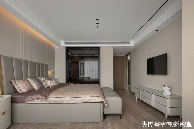 衣帽间|愈归|轻奢淡雅的家,让设计回归生活