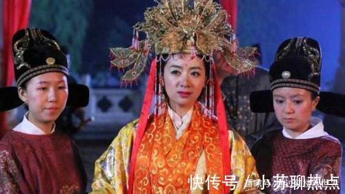 元春|红楼梦中贾府的兴衰，与元春有着密不可分的联系，一招错满盘输