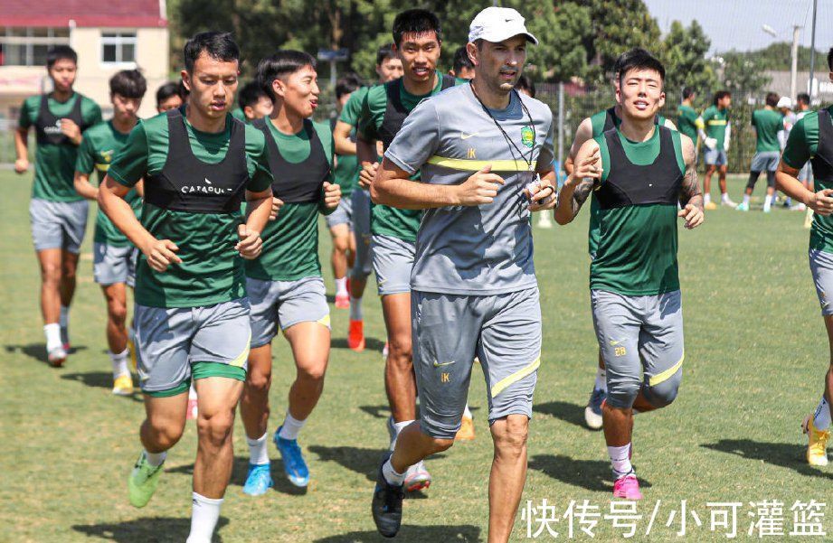 年轻球员|国足战足协杯小鬼当家,比利奇:纸面实力不佳,要发挥年轻人优势