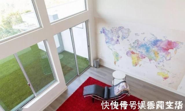 升降板|为了给老公圆梦,她砸7000万耗时三年把家改成“宇宙飞船”,网友这妻子从哪找的