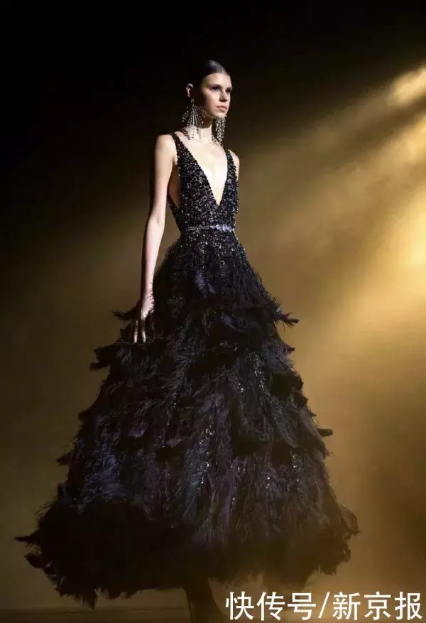 云端看秀｜明星都抢不到的“仙女装”，比一比谁家更戏剧更梦幻