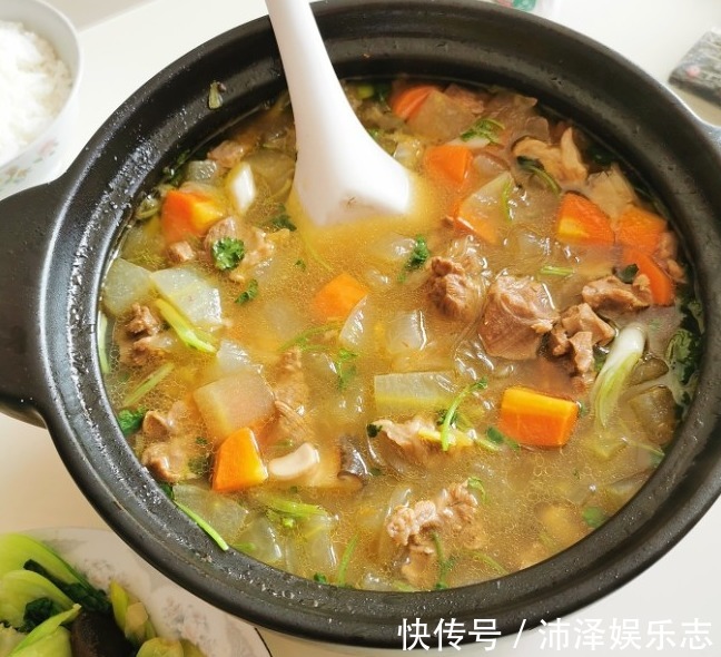 炖羊肉,料不能随便放!多数人放它,毁了一锅肉,难怪肉柴膻味重