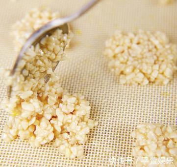 白糖|孩子们爱吃的小零食,香甜酥脆,食材简单,买袋白糖就能做