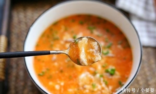 红润|能喝上瘾的鱼肉汤做法,鲜香滑嫩,汤色红润更诱人
