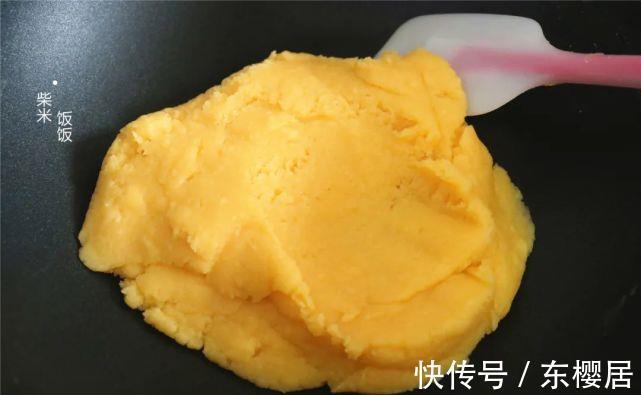 中秋节月饼,不用烤箱也能做,蒸一蒸,细腻滋润更好吃