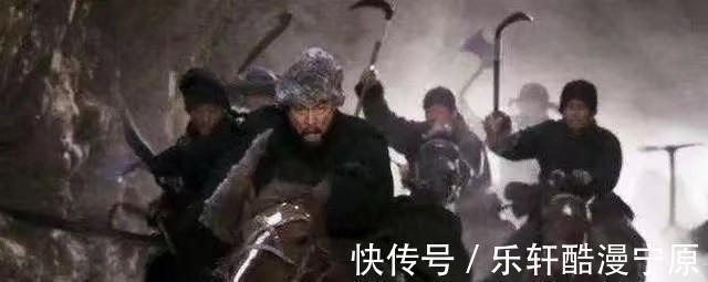 部队@土匪唐汉云带500名匪徒,拦截文工团女兵,后栽在农家妇女手中